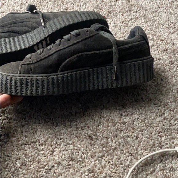 Shoes - Picture 5 of 5